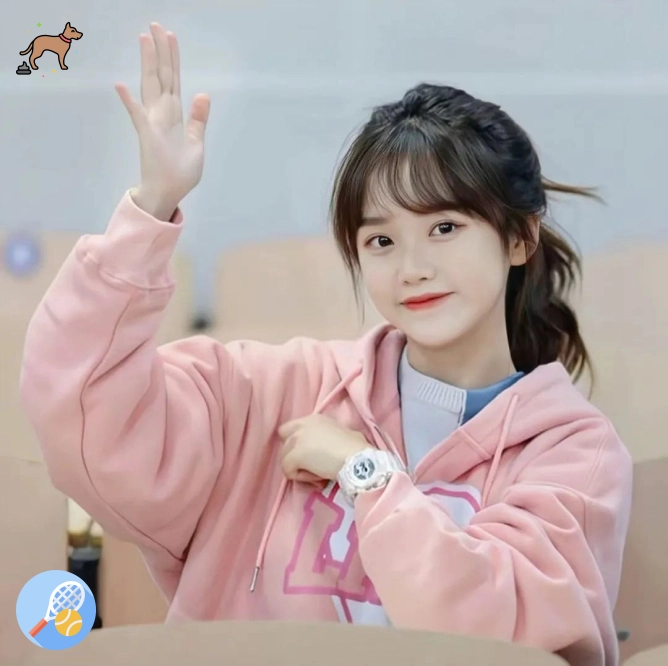 周然女士
